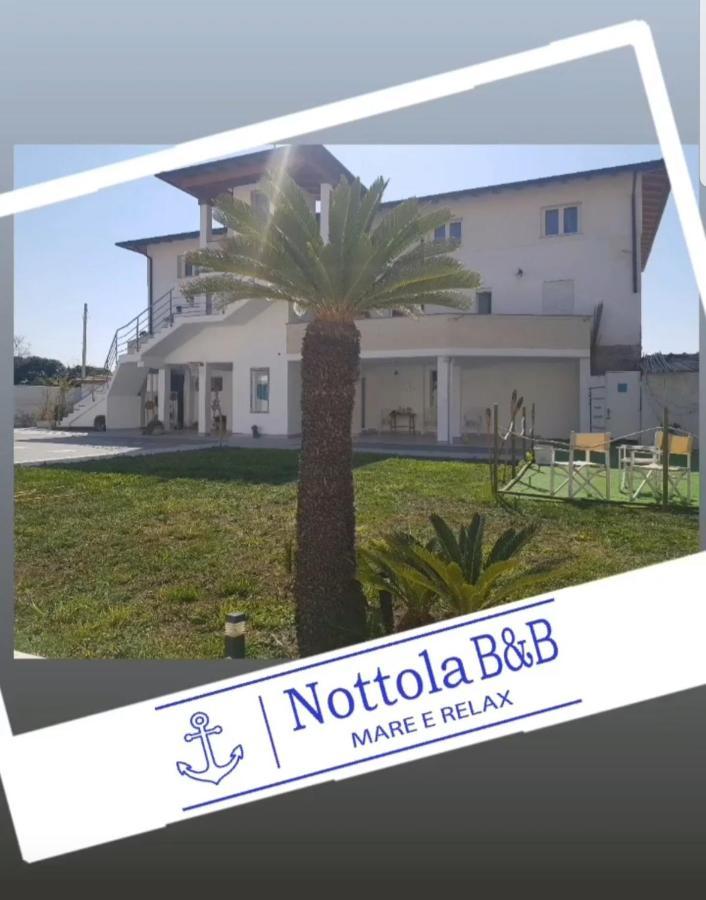 לדיספולי Nottola B&B מראה חיצוני תמונה